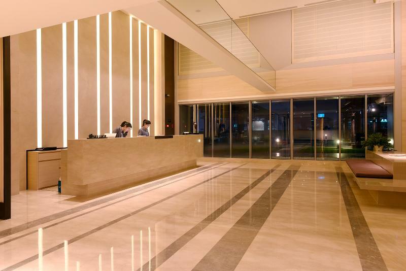 Hotel Cozzi Ximen Tainan Exterior photo